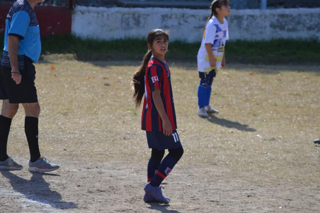 Centro Social vs Correos vs Defensores de Alberdi Socialeritas (7)