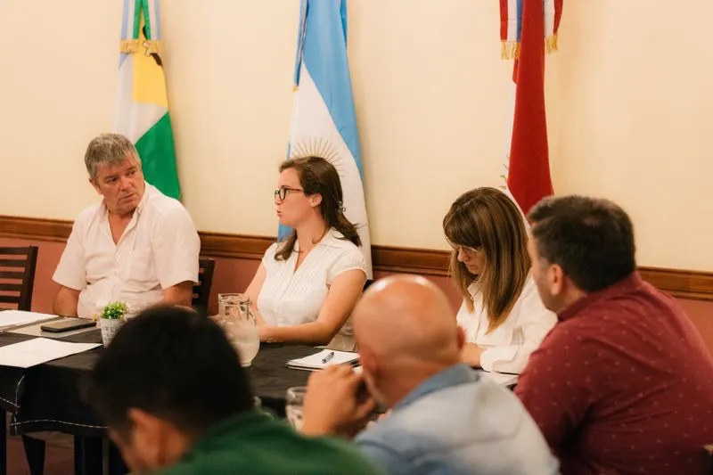 PARLAMENTO HOLMBERG (1)