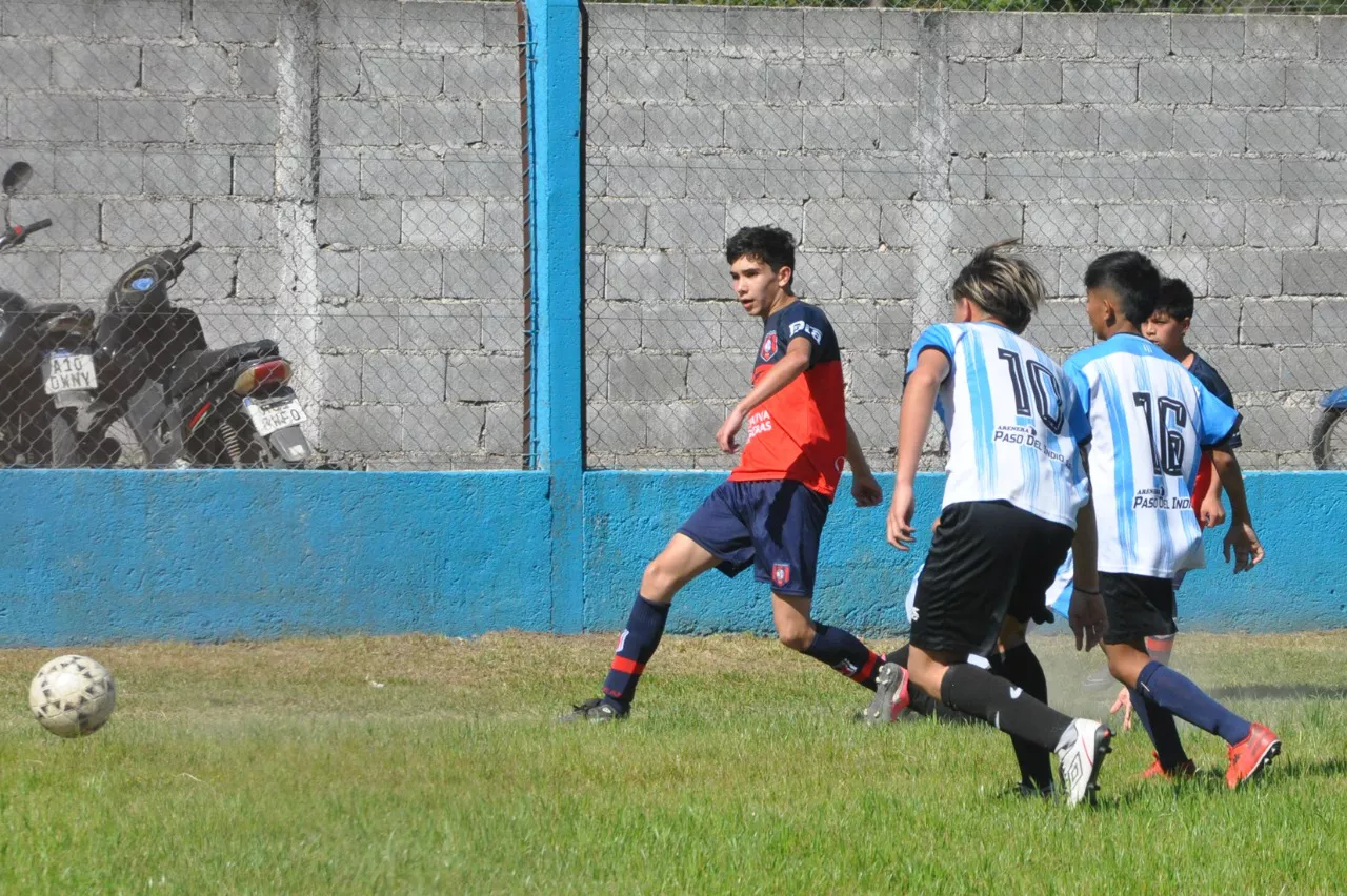 Centro Social vs Alberdi B vs San Cayetano (178)