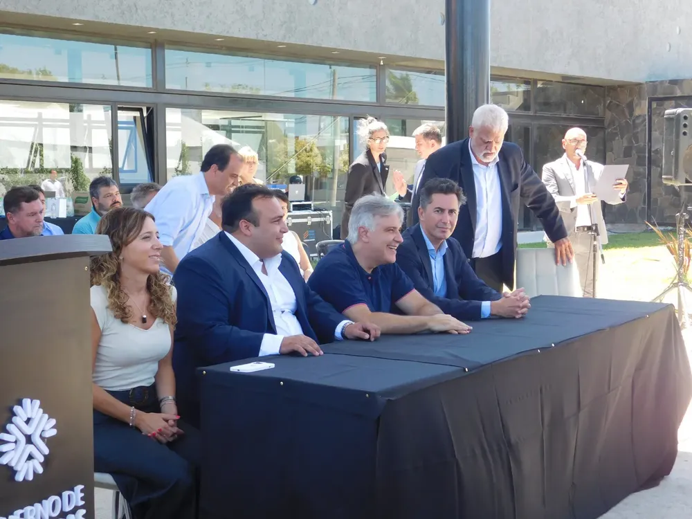 LLARYORA EN HIGUERAS (1)