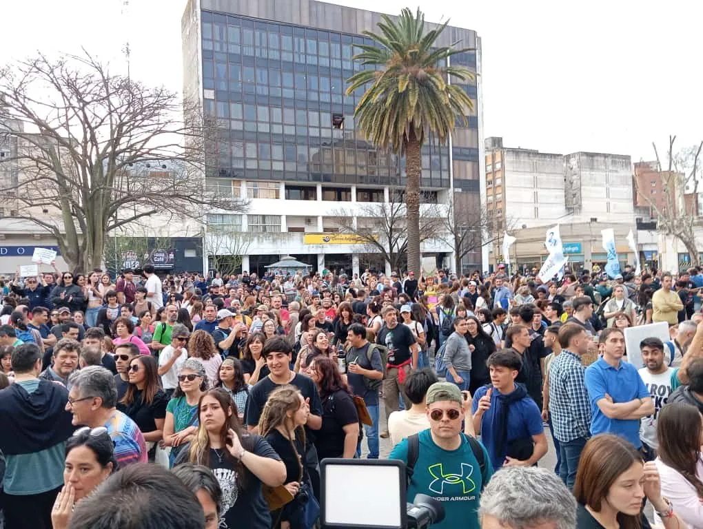 206481_1758143955_458