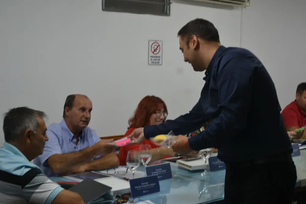 WhatsApp Image 2025-03-20 at 21.33.35 (2)