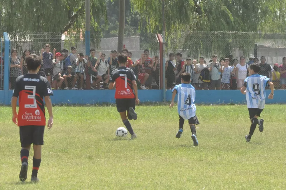 Centro Social Blaugranas vs Alberdi (34)