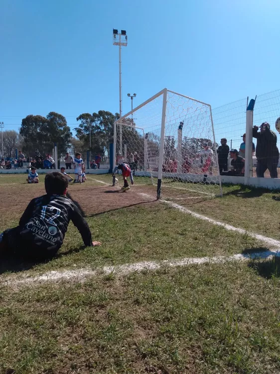 Centro Social vs Municipal Adelia María vs Juventud Unida (10)