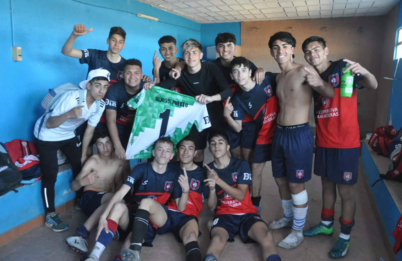 Centro Social vs Defensores de Alberdi vs Juventud Unida Río Cuarto (195)