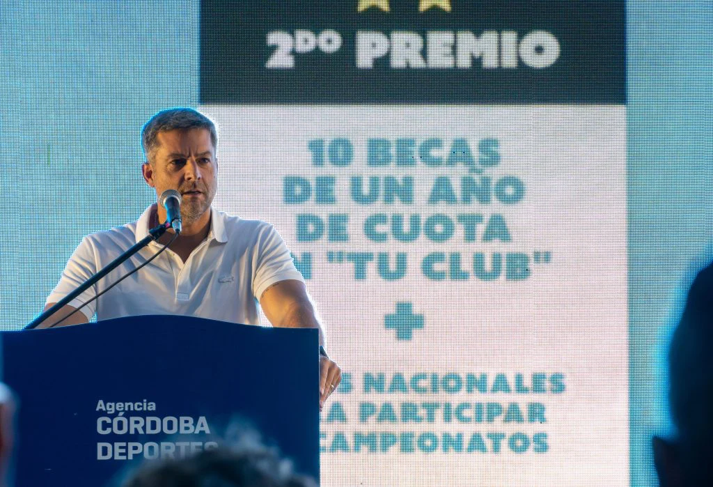 GANA CON TU CLUB (1)