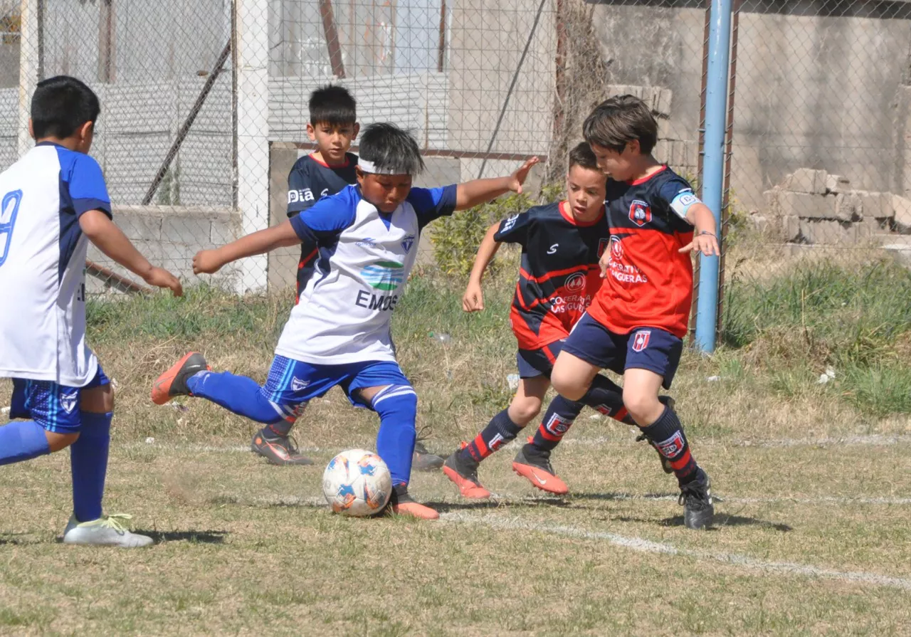 Centro Social vs Defensores de Alberdi vs Juventud Unida Río Cuarto (156)