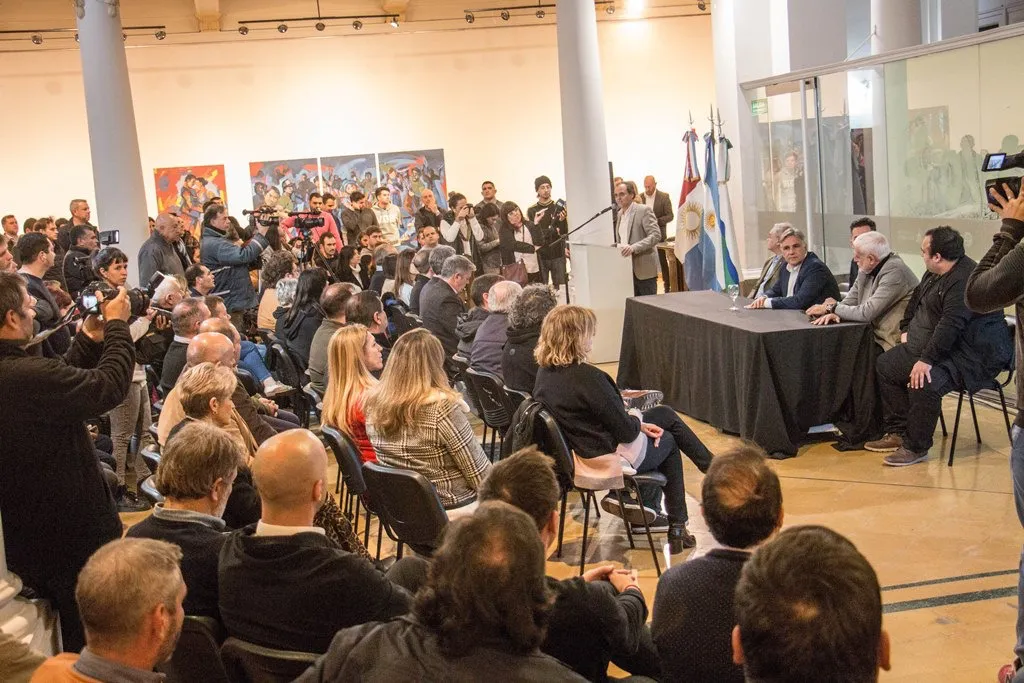 CENTRO DE SALUD APORTES (2)