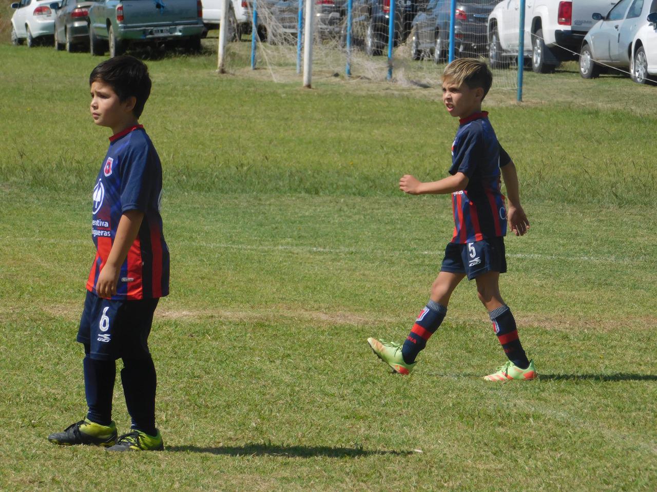 Centro Social Categoria 2013 Relampago Estudiantes (24)