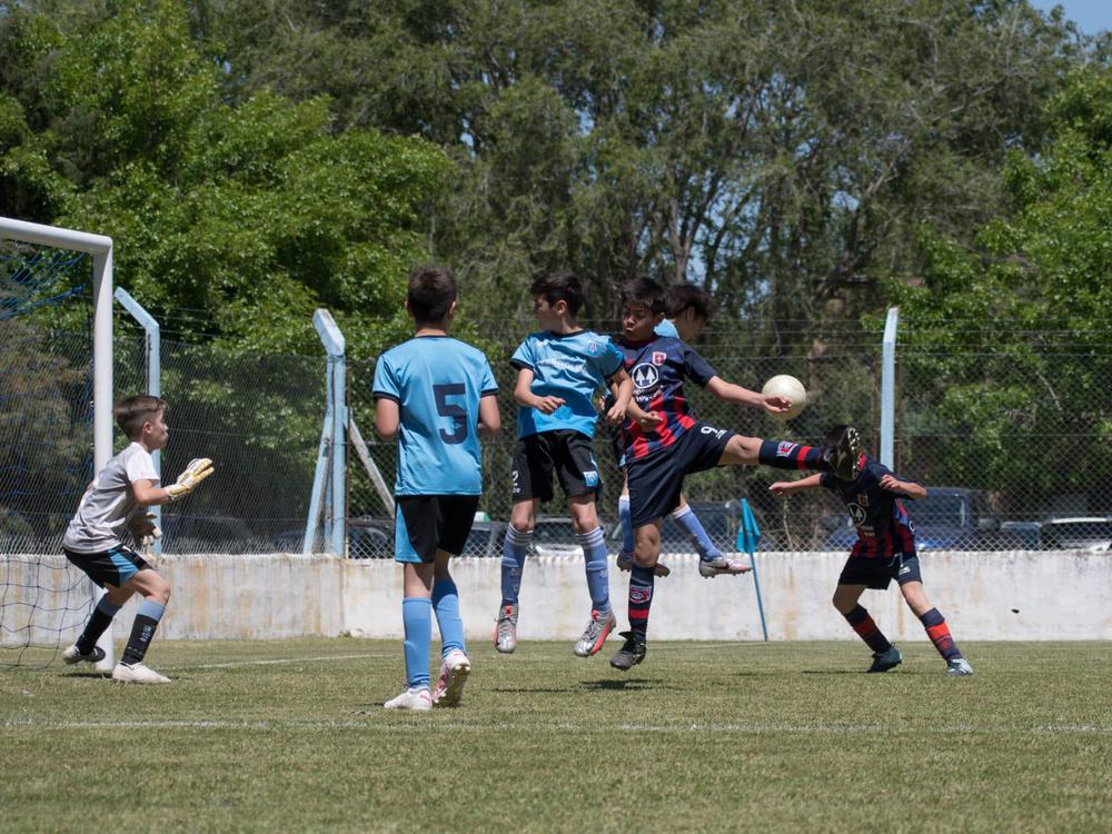 Centro Social vs Estudiantes C (11)