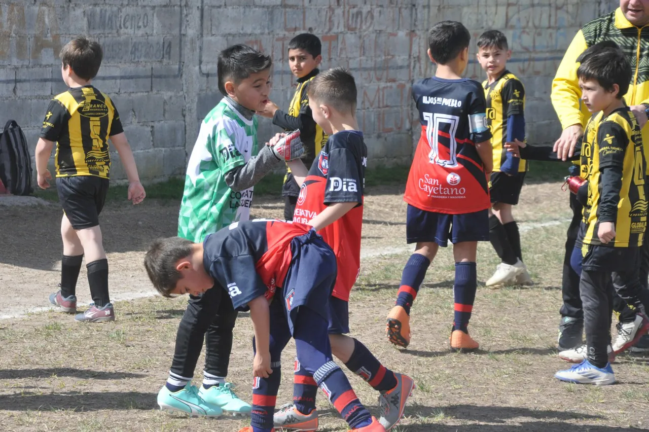 Centro Social Deportivo Municipal Acción Juvenil Socialeritas (81)