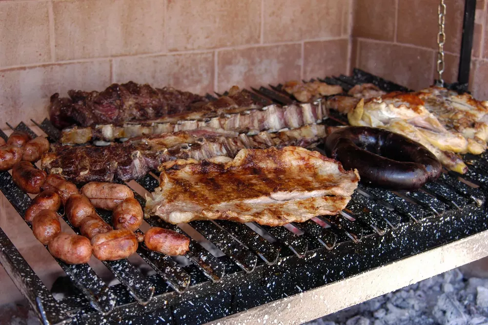 lo-que-tenes-que-saber-de-un-tipico-asado-argentino_1049_202011260625490