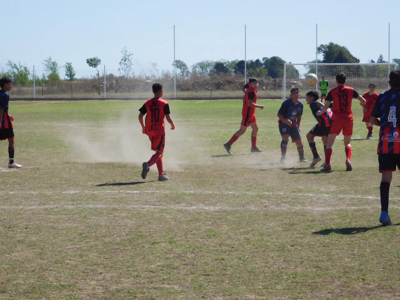 Centro Social vs Alberdi B vs San Cayetano (115)
