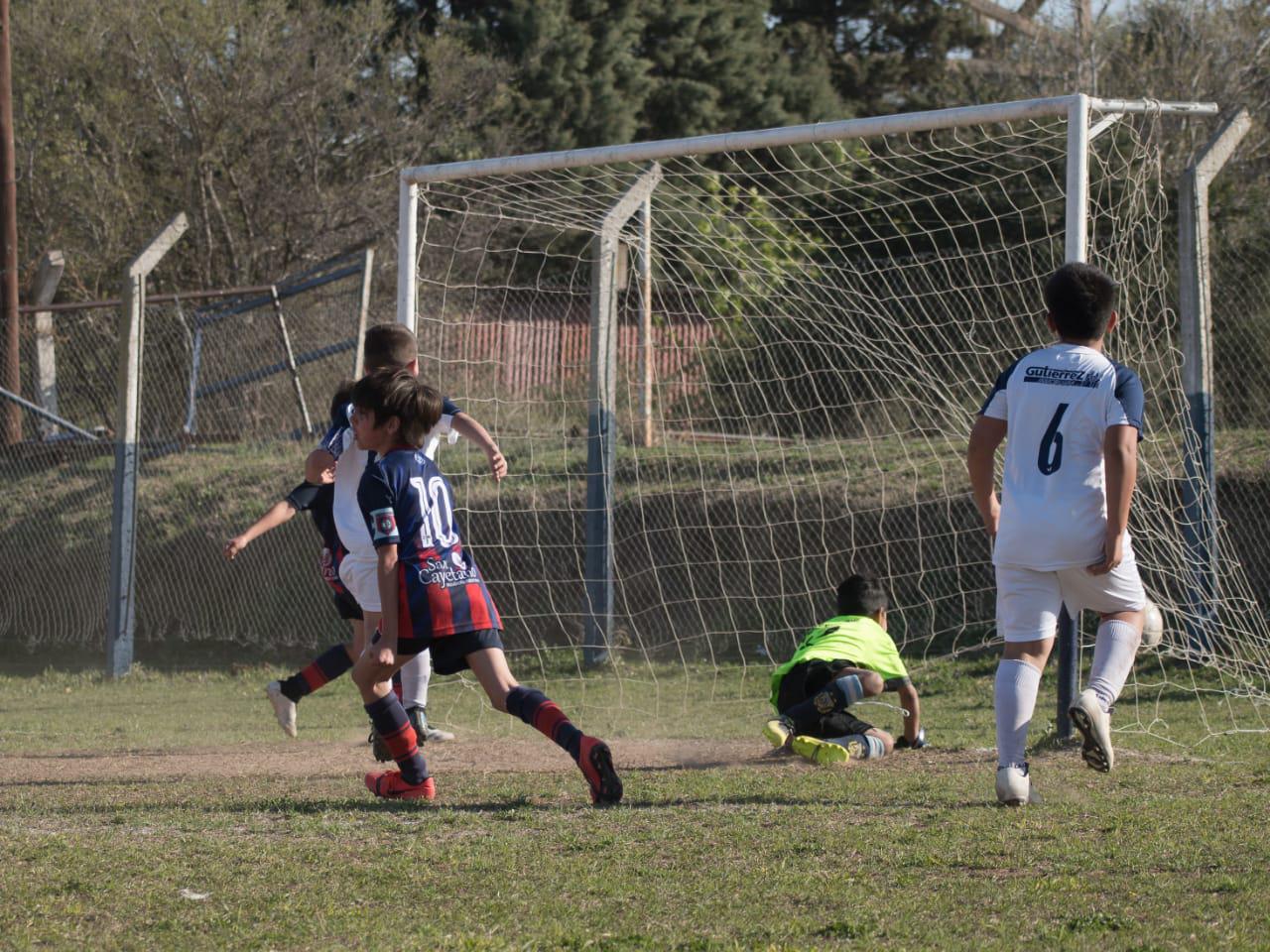 Atenas B vs Centro Social (7)