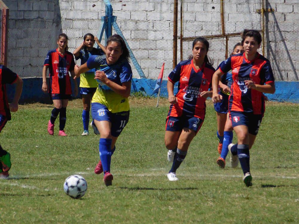 Femenino Centro Social  Vs Rosario Azul _10