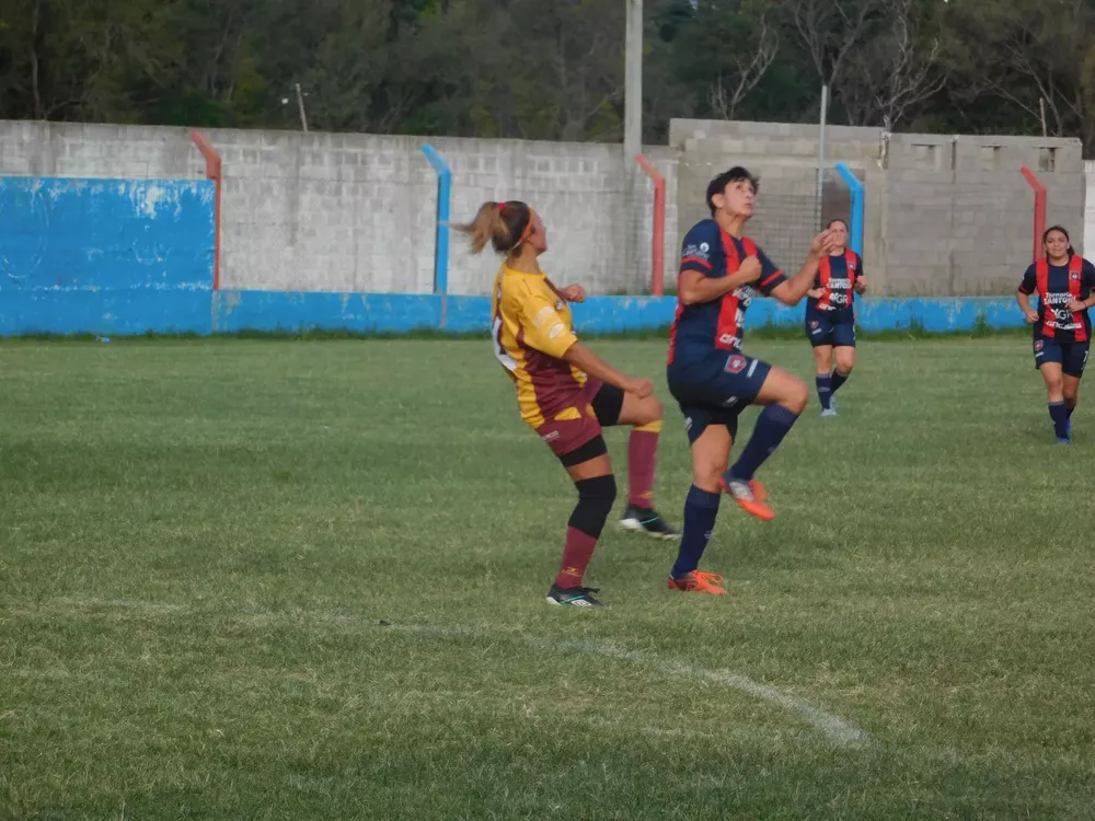 Femenino Centro Social Municipal de Reducción (9)