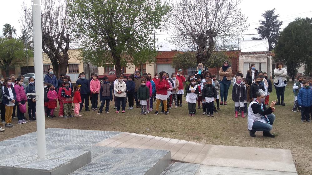 93 AÑOS CE JORGE NEWBERY (18)