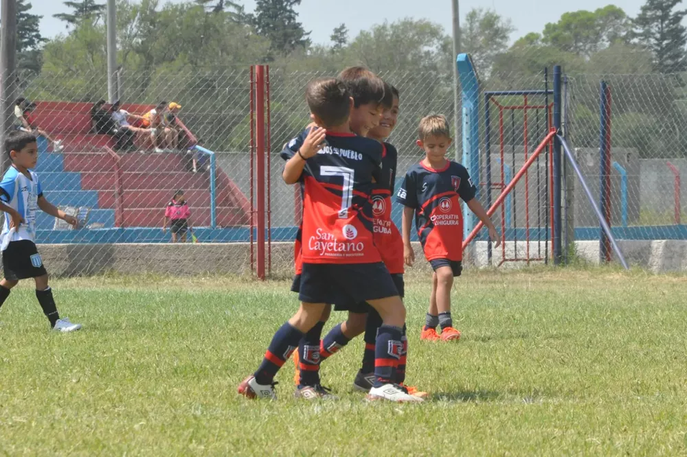 Centro Social Blaugranas vs Alberdi (28)