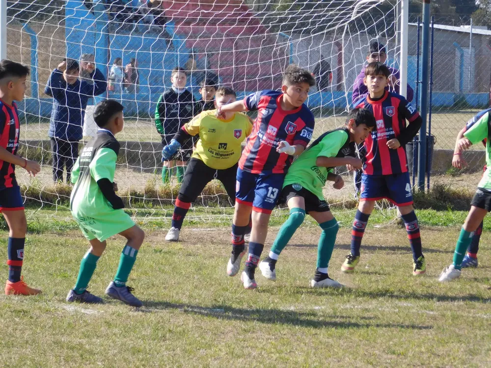 Centro Social Banda Norte Correos Renato Cesarini (151)