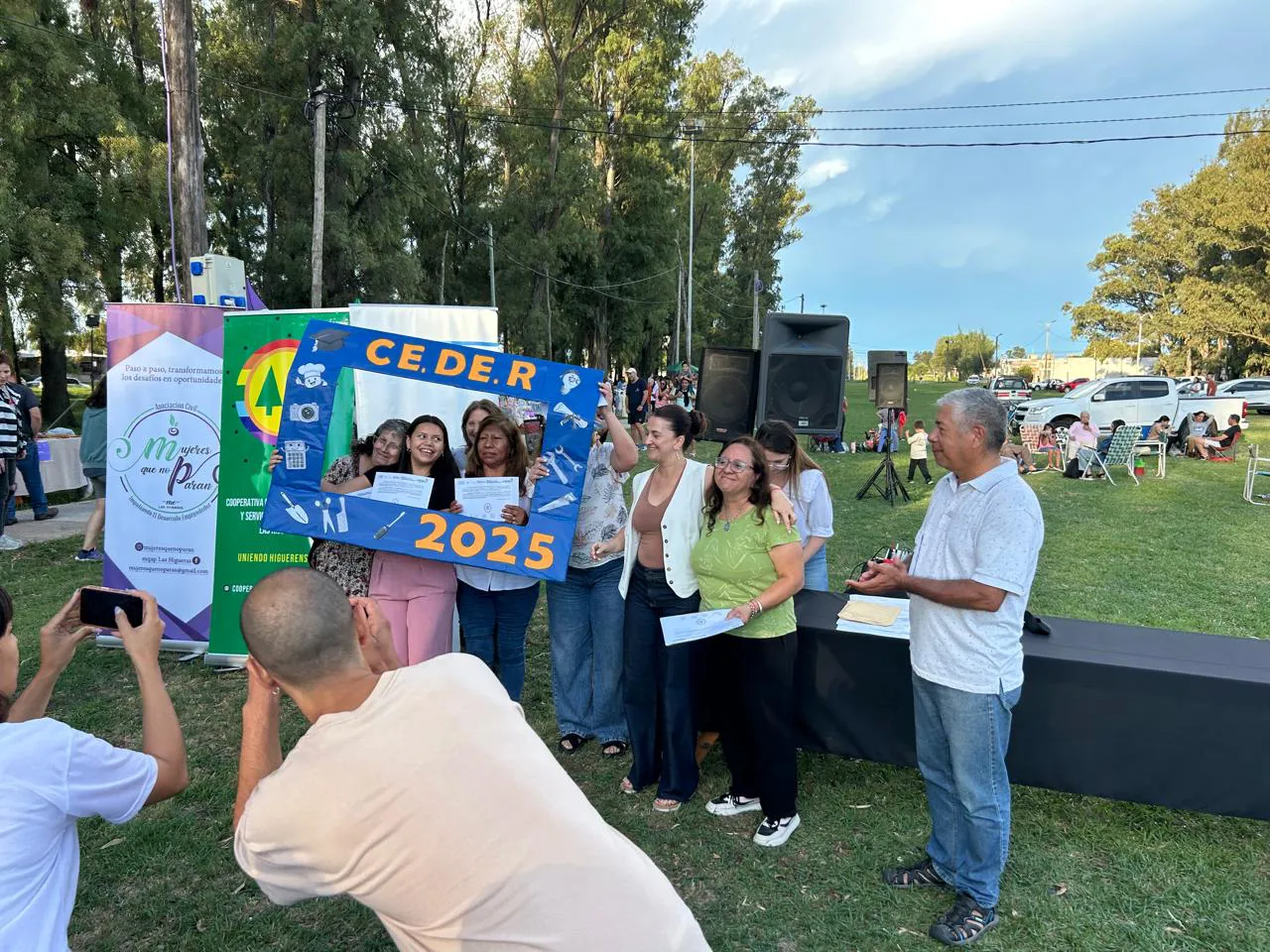 ENTREGA CERTIFICADOS  (3)