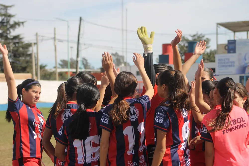 CENTRO SOCIAL FEMENINO (1)