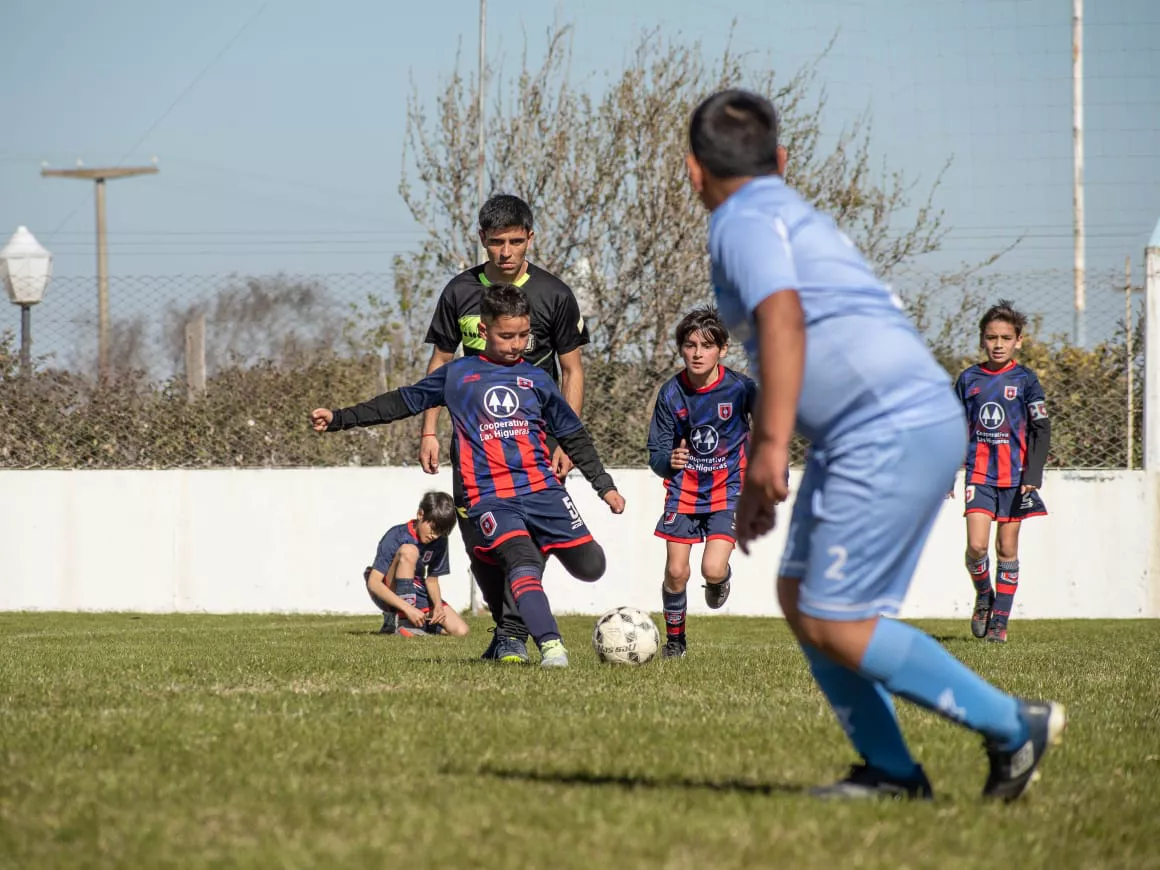 Centro Social vs Municipal Adelia María vs Juventud Unida (44)