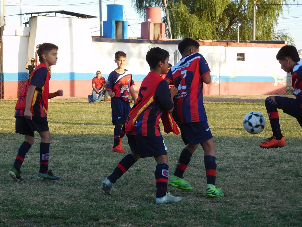 Infantiles Juveniles Centro Social San Lorenzo Bulnes Ateneo Vecinos Argentinso Jrs (139)