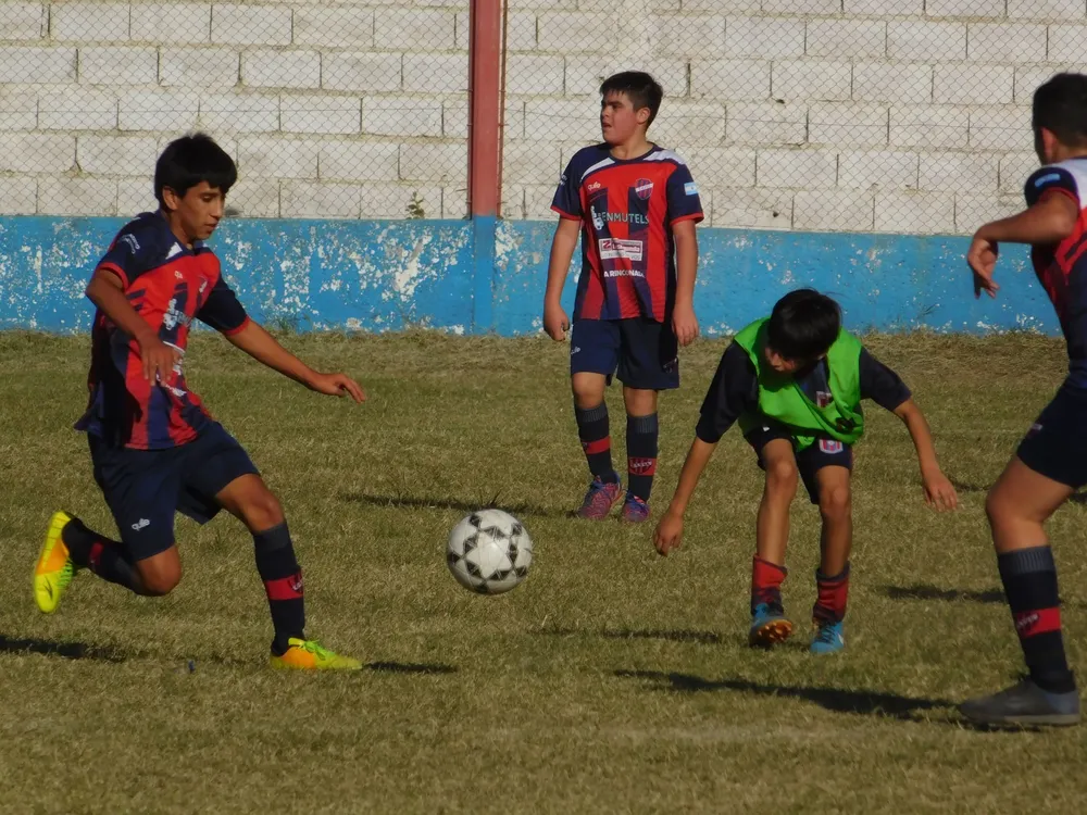 Infantiles Juveniles Centro Social San Lorenzo Bulnes Ateneo Vecinos Argentinso Jrs (71)