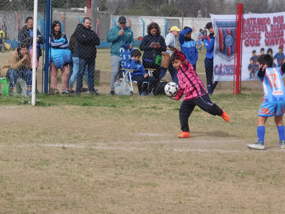 Centro Social Las Higueras Infanto Juvenil Ateneo Vecinos (240)