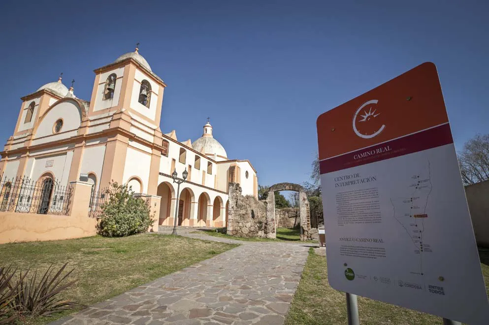 Camino-Real-3-e8e79ad8e705