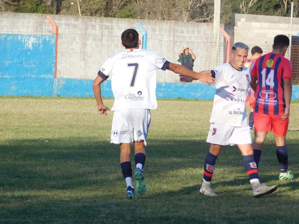 Fecha 12 Centro Social San Lorenzo de Bulnes (34)