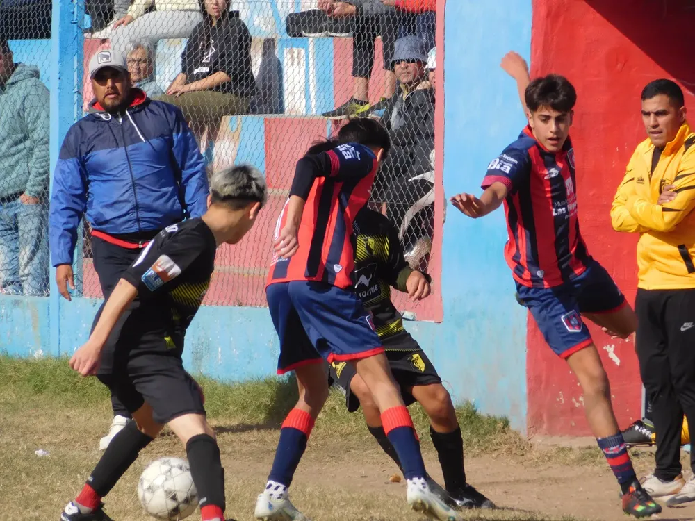 Centro Social vs Correos vs Defensores de Alberdi Socialeritas (137)
