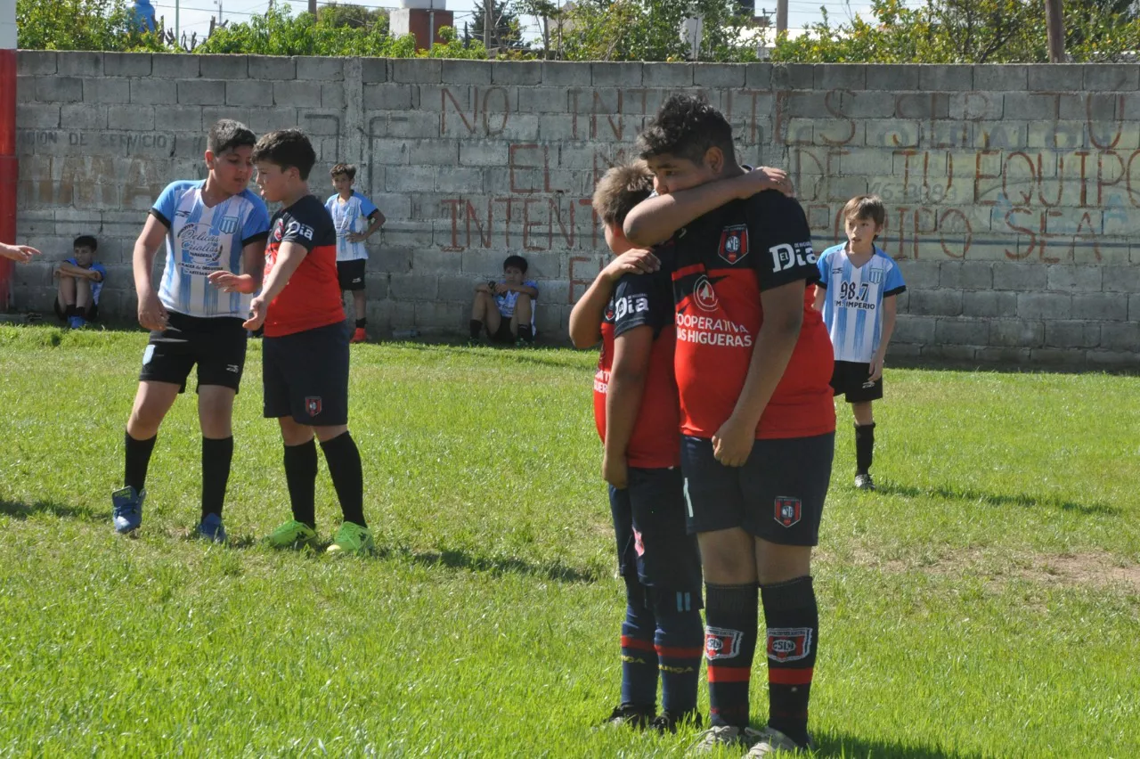 Centro Social vs Alberdi B vs San Cayetano (179)