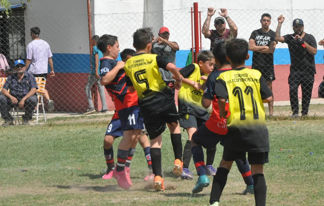 Centro Social Banda Norte B Correos y Telecomunicaciones (74)