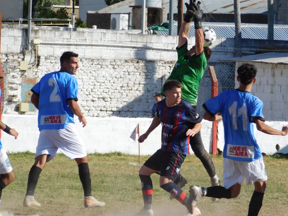 Condores FC Centro Social Las Higueras (79)