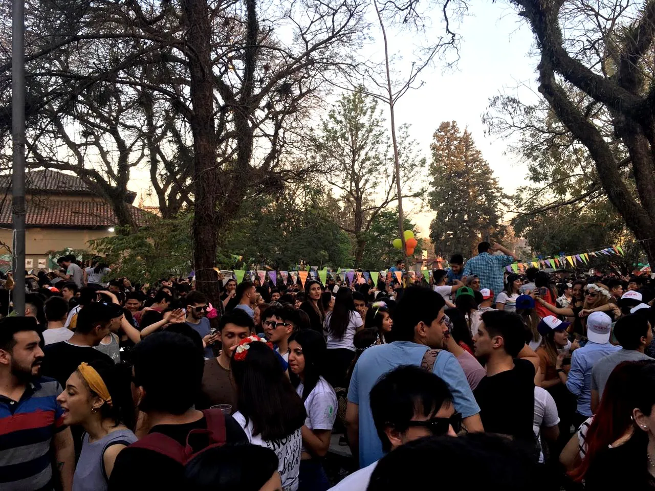 1697026202190921220905_10154