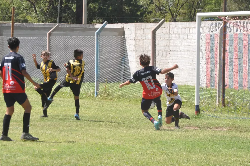 Fecha 2 Infanto Juveniles Centro Social Roncedo Accion Juvenil (136)