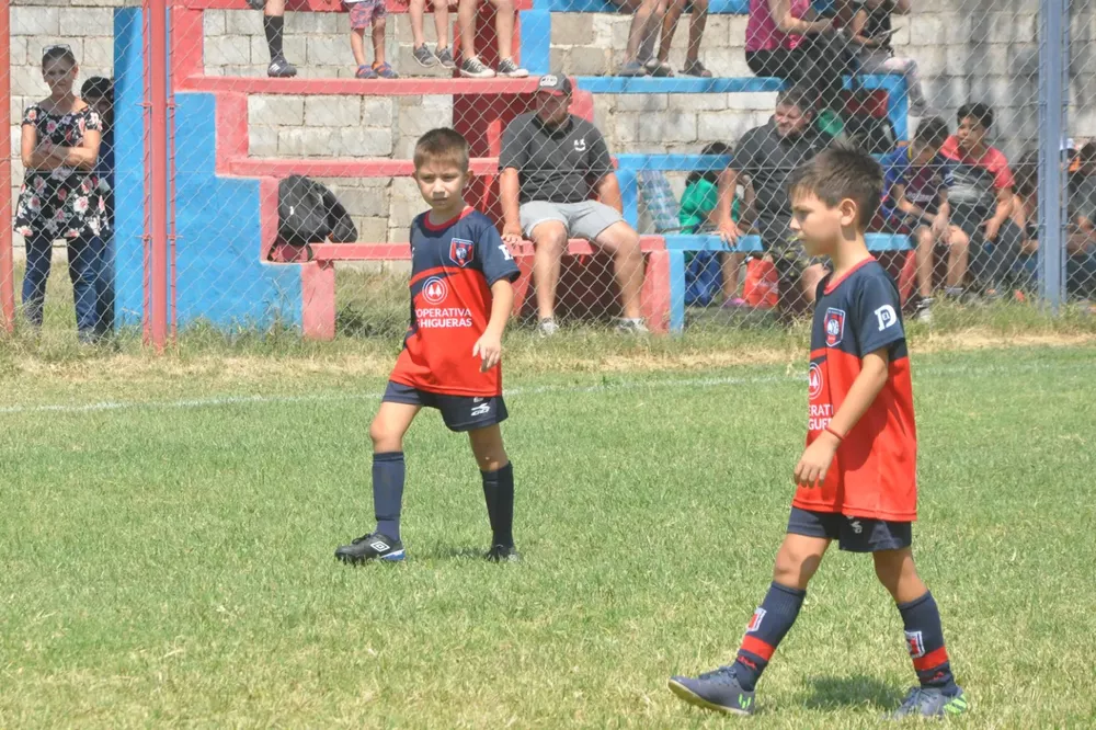 Centro Social Blaugranas vs Alberdi (18)