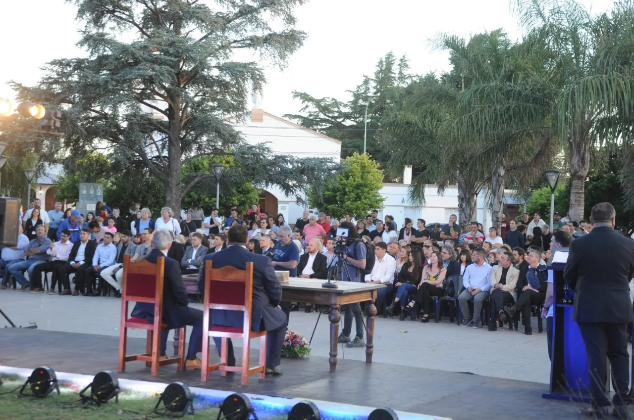 aa82cbfcc9a86ba12356d45b294520700d80ac56