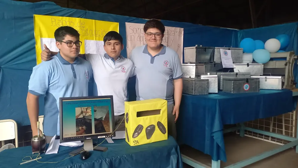 MUESTRA EDUCATIVA (9)