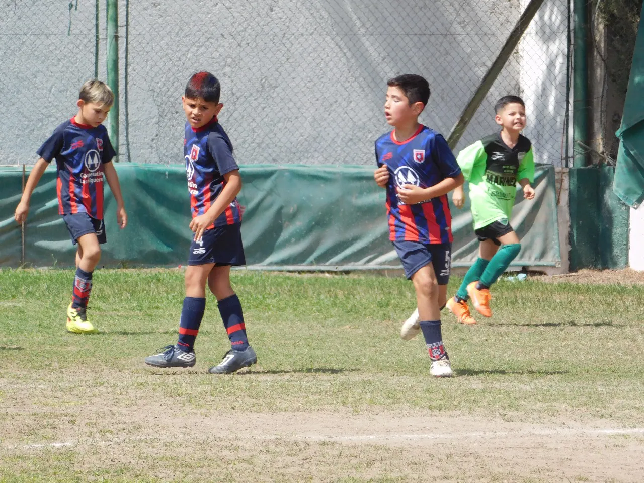 Centro Social Banda Norte B Correos y Telecomunicaciones (96)