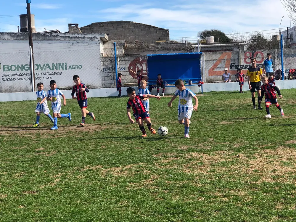 Infanto Juveniels Centro Social Roncedo Defensores Accion Juvenil (13)