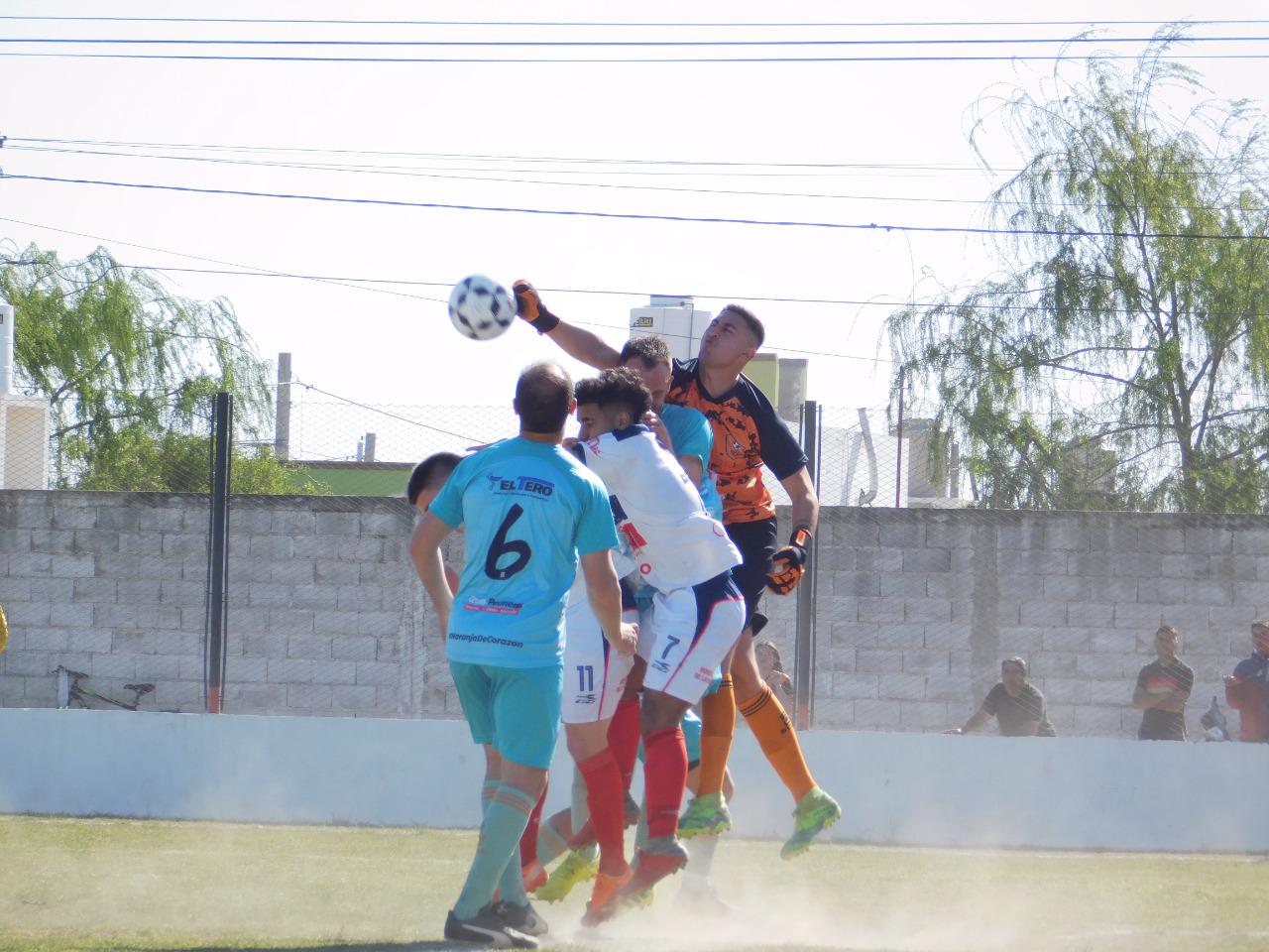 Renato Cesarini vs Centro Social (17)