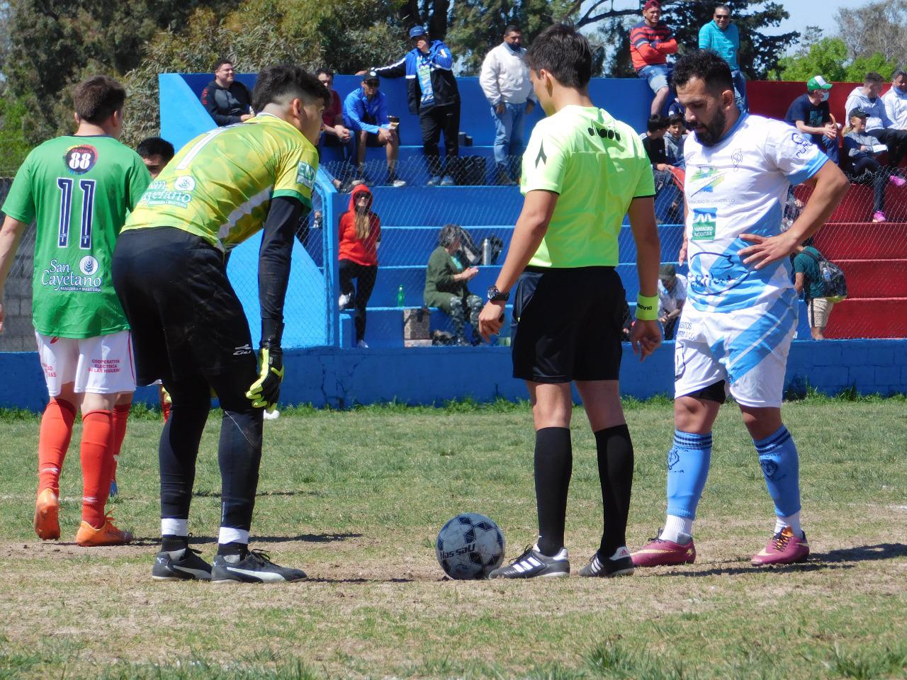 Centro Social vs Santa Paula (12)