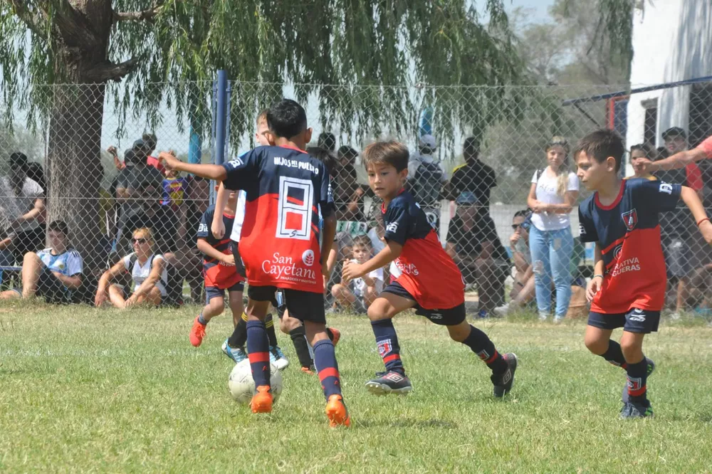 Centro Social Blaugranas vs Alberdi (26)