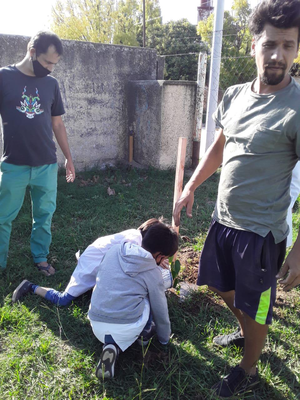 REPLANTEÁNDONOS LAS HIGUERAS (8)