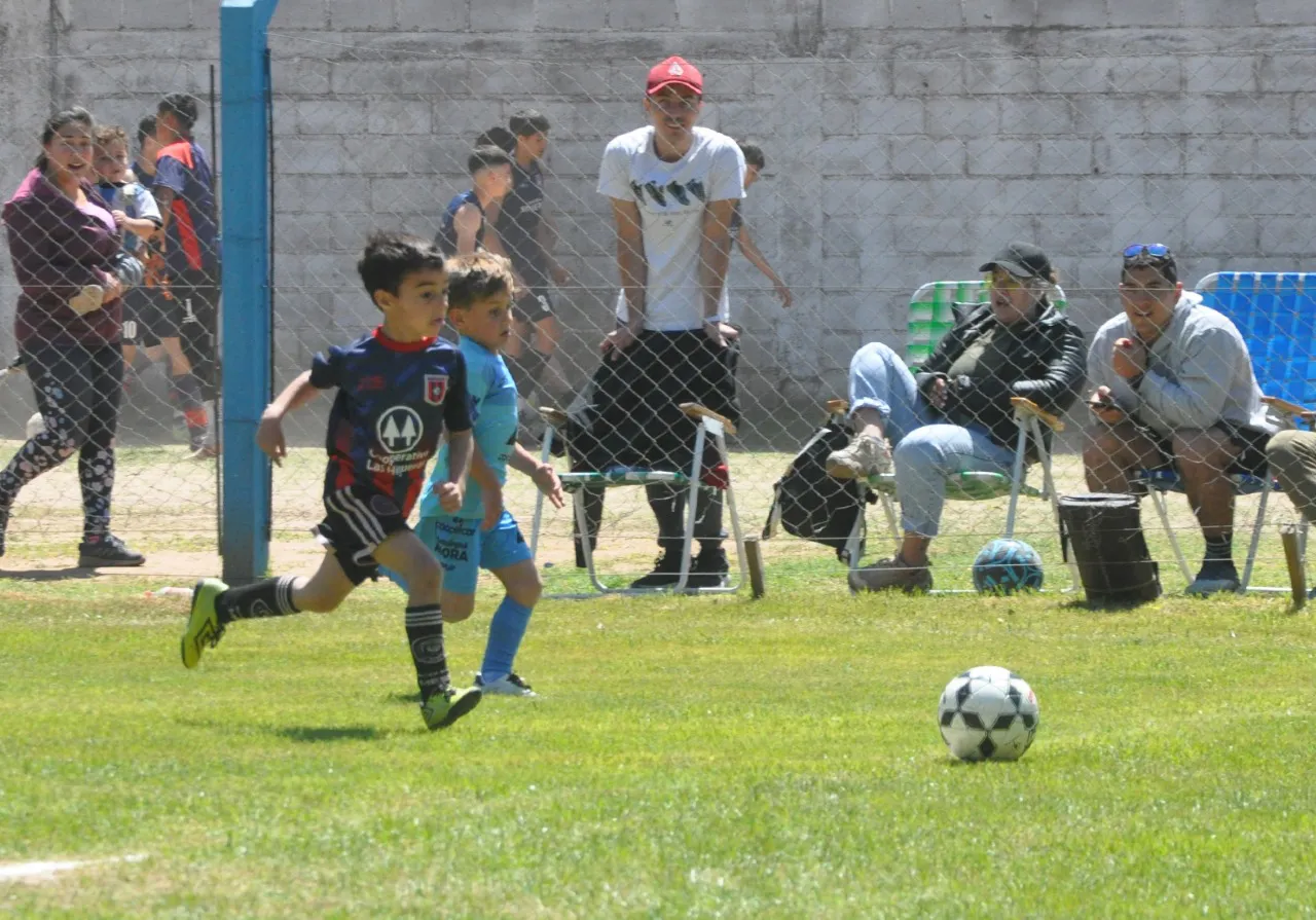 Centro Social San Cayetano Santa Paula Socialeritas Dia de la Madre (73)