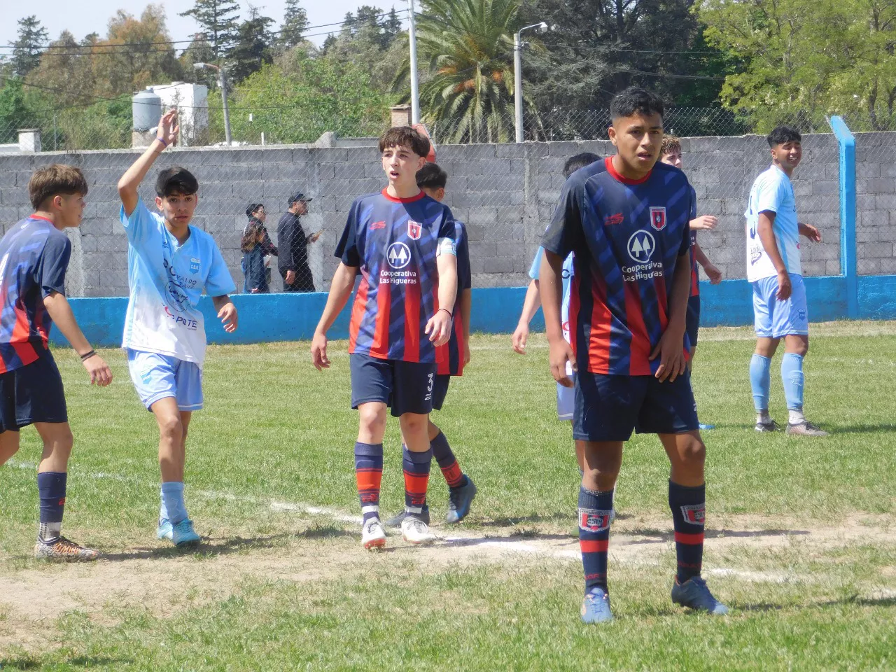 Centro Social Las Higueras Correos y Telecomunicaciones Deportivo Municipal Adela María (143)