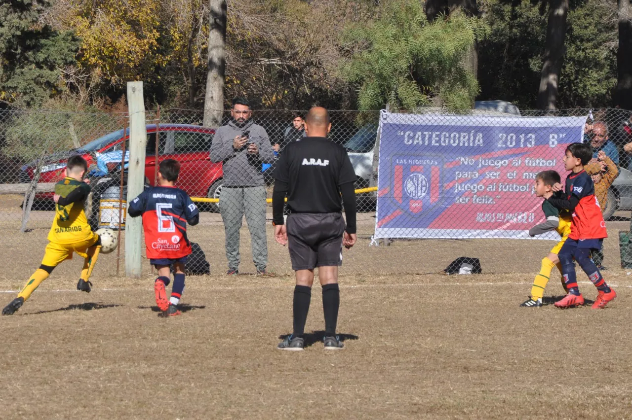Centro Social vs Roncedo vs Deportivo Rio Cuarto (58)