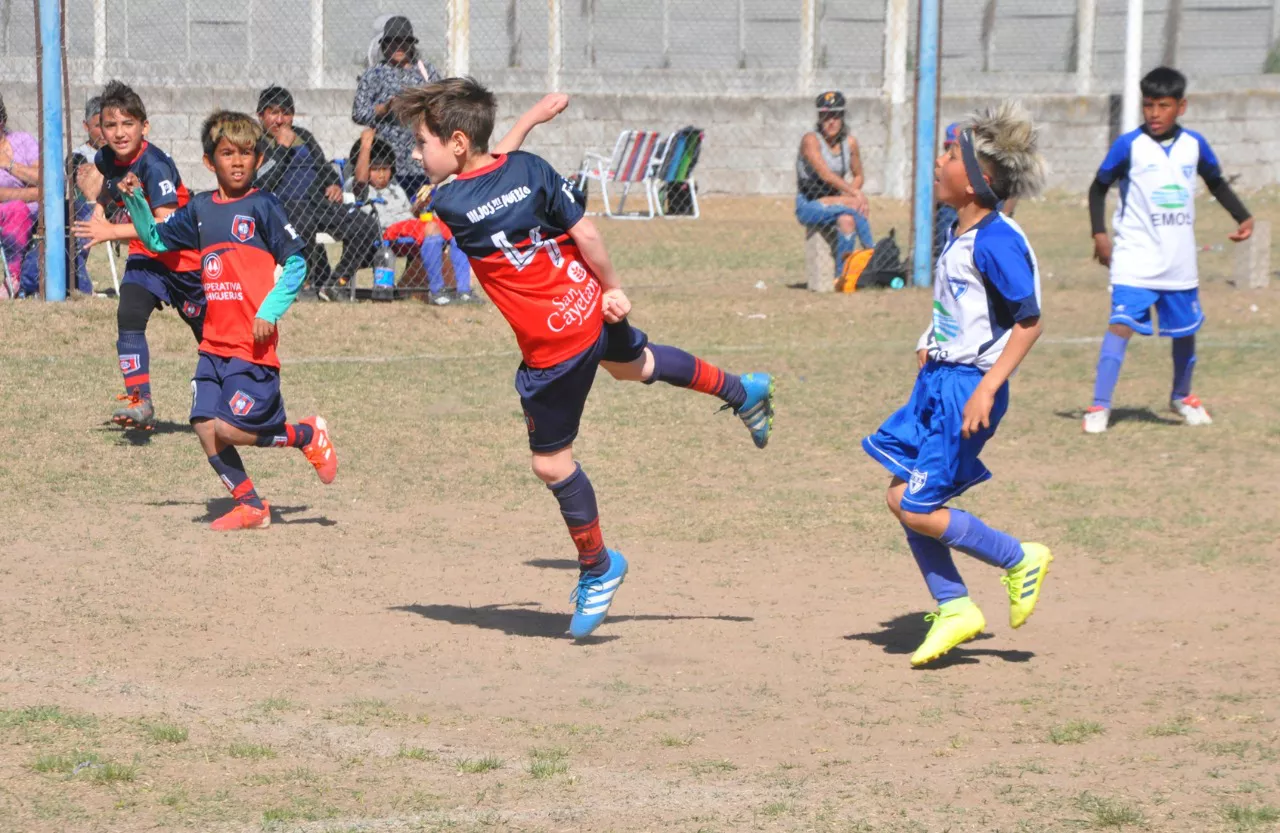 Centro Social vs Defensores de Alberdi vs Juventud Unida Río Cuarto (176)